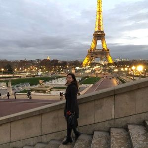 Meet your Posher, Monica